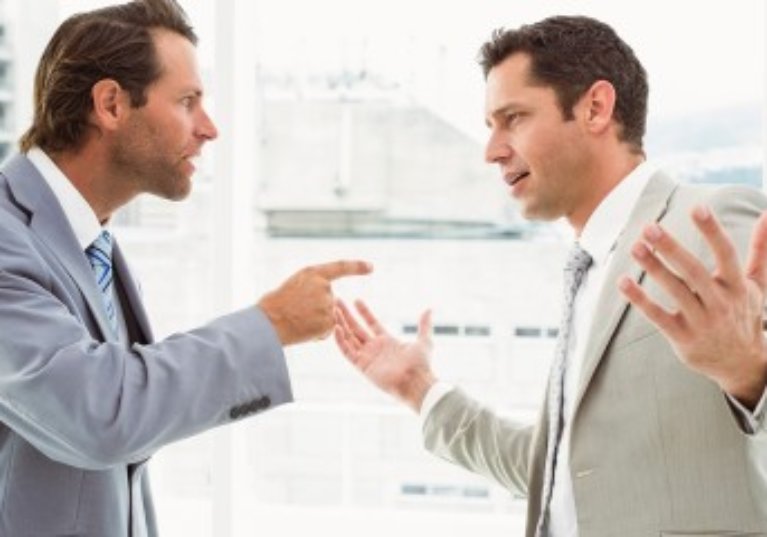 Conflit entre salariés : ne laissez pas la situation perdurer !