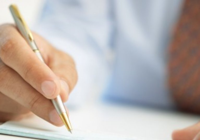 Impôt sur la fortune immobilière : la réduction d’impôt pour les dons est maintenue