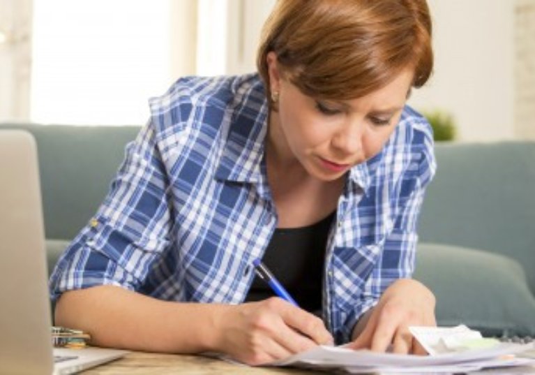 Cotisations des exploitants agricoles calculées sur le revenu estimé : les sanctions suspendues