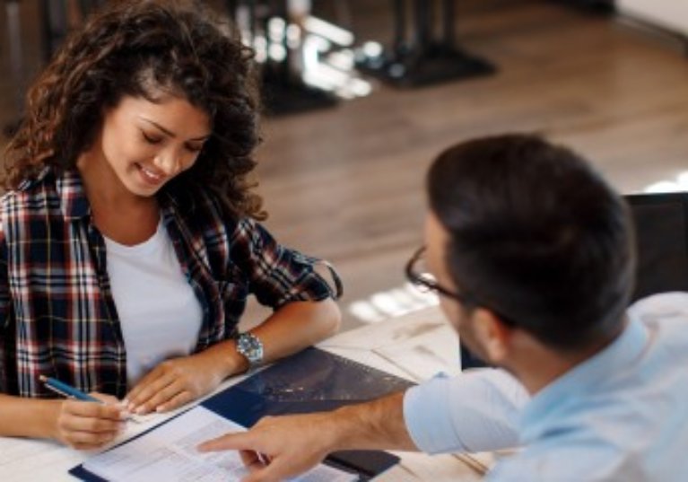 Bénévolat associatif : attention à la requalification en contrat de travail !