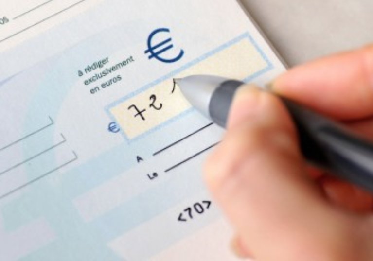 Chèque sans provision : la banque doit vous informer avant de refuser de payer