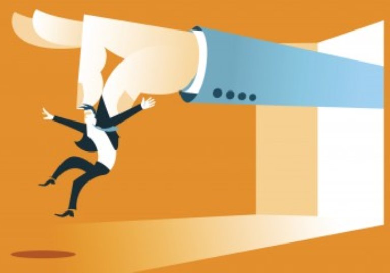 C’est le président de l’association qui licencie