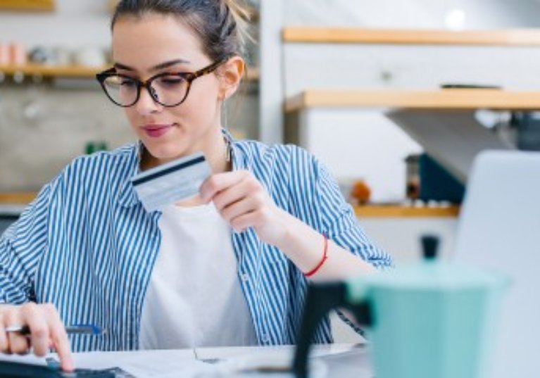 Comment régler vos cotisations sociales auprès de la Cipav ?