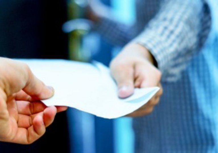 Congé pour reprise de terres agricoles : les mentions à indiquer