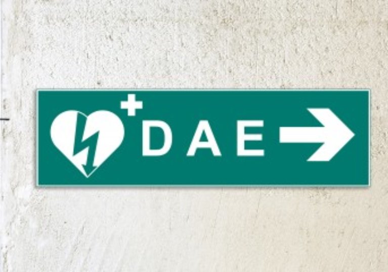 Des défibrillateurs obligatoires dans les locaux associatifs !