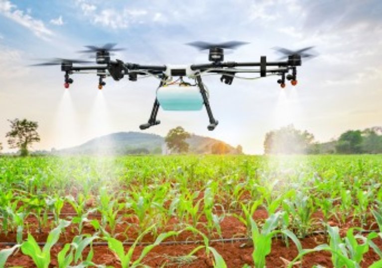 L’épandage de pesticides par drone : à quelles conditions ?