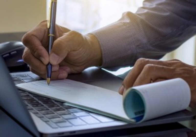 Entreprises en difficulté : des délais pour payer vos factures d’énergie et vos loyers