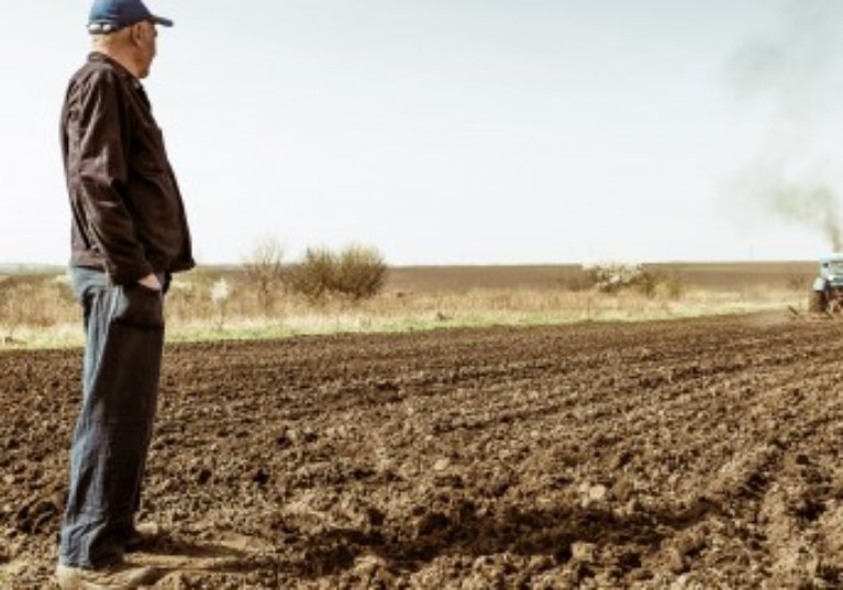 Refus de renouvellement d’un bail rural à long terme à un locataire âgé