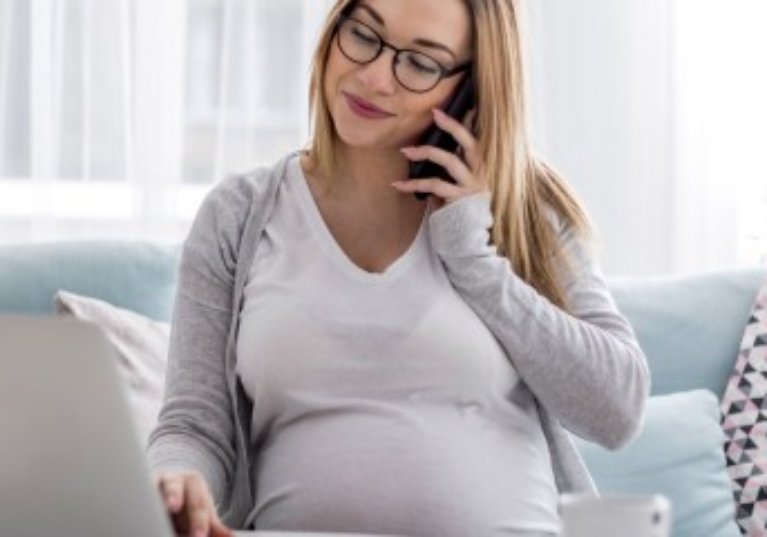 Une reprise partielle d’activité pour les non-salariées en congé de maternité