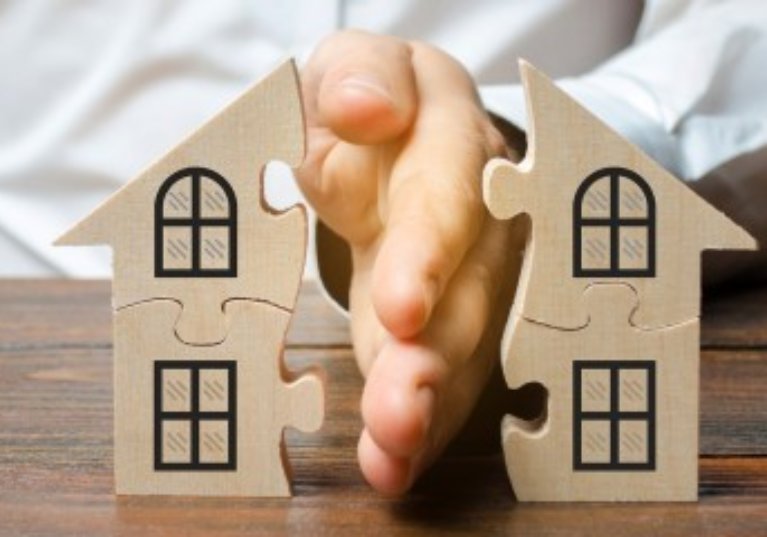 Le logement de la famille peut être saisi par les créanciers d’un époux