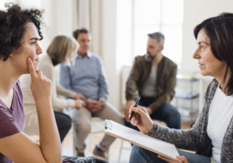 Dons aux associations : réduction d’impôt plus favorable