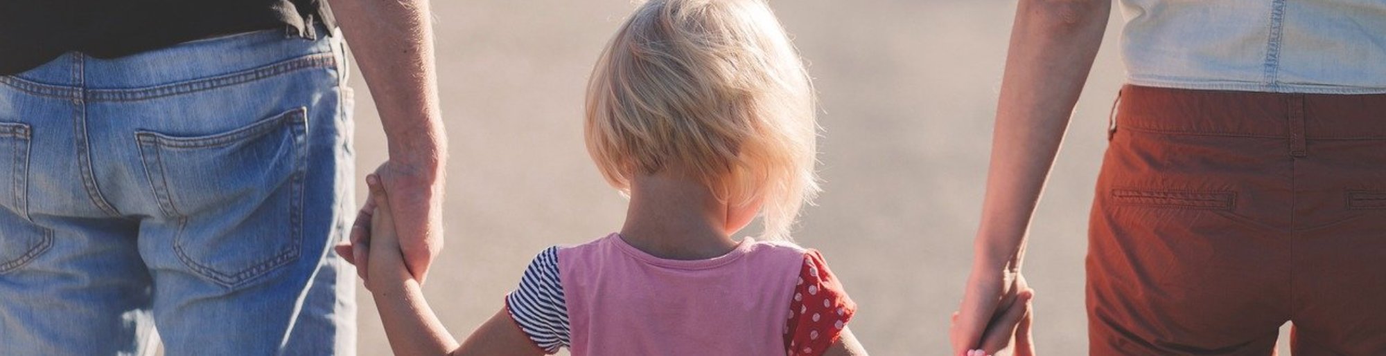 Activité partielle, congés : précisions sur l’articulation avec la période des vacances scolaires