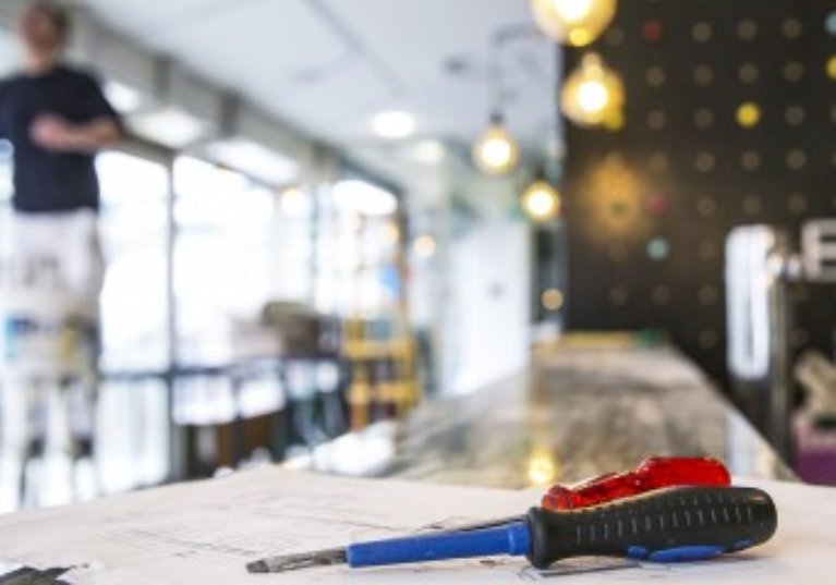 Travaux prescrits par l’autorité administrative : à la charge du locataire ?