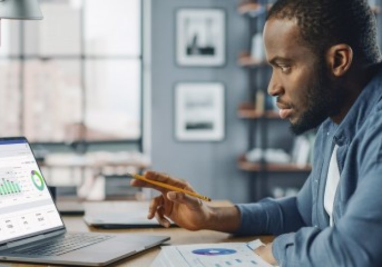 Travailleurs indépendants : comment régler vos dettes de cotisations sociales ?