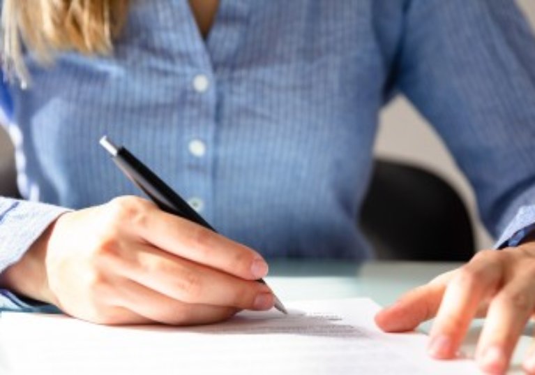 Contrats de mission successifs : attention à la requalification en CDI !