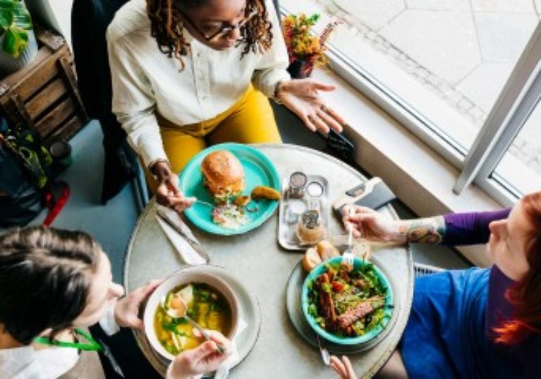 Frais de repas déductibles : les seuils pour 2023