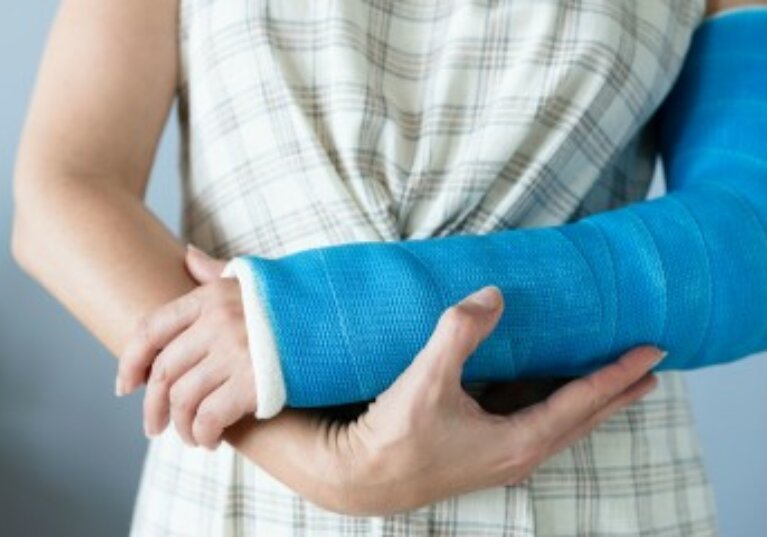 Congés payés et arrêt de travail : le droit français doit évoluer !