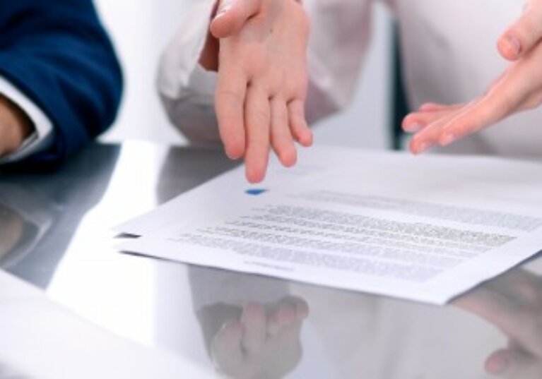 Restitution tardive du dépôt de garantie après l’expiration d’un bail commercial