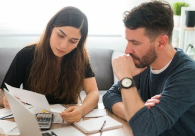 Prélèvement à la source : du changement pour les couples dès la rentrée !