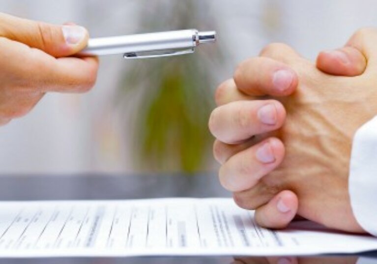 Deux CDI refusés après un CDD = allocations chômage supprimées !