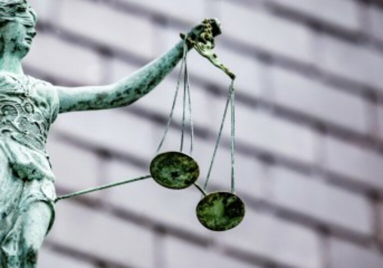 Quand un avis du jugement d’ouverture d’une procédure collective est incomplet