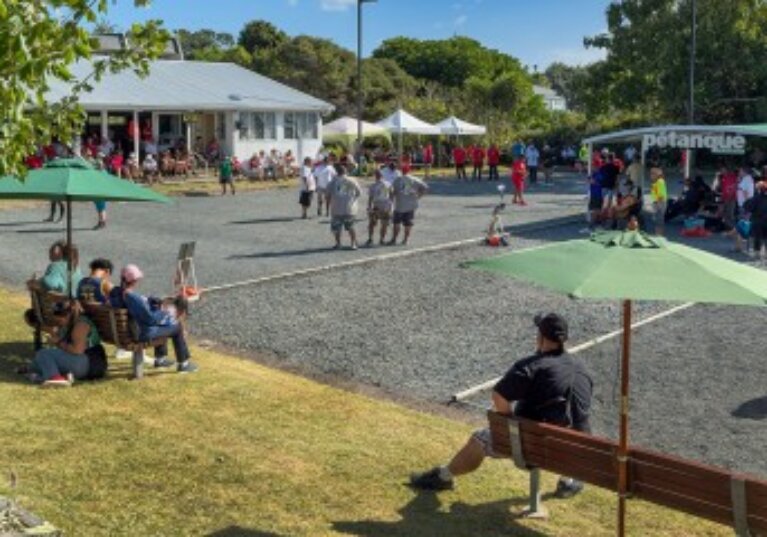 Les activités associatives sont-elles compatibles avec un arrêt de travail ?