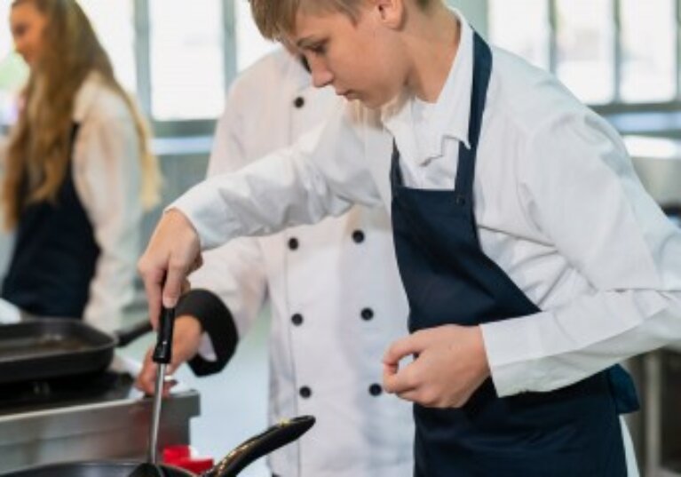 Contrat d’apprentissage : quelle aide financière pour les employeurs en 2026 ?