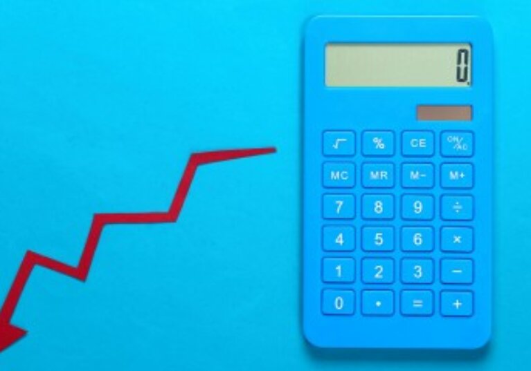 Pas de report en arrière des déficits en cas de changement d’activité