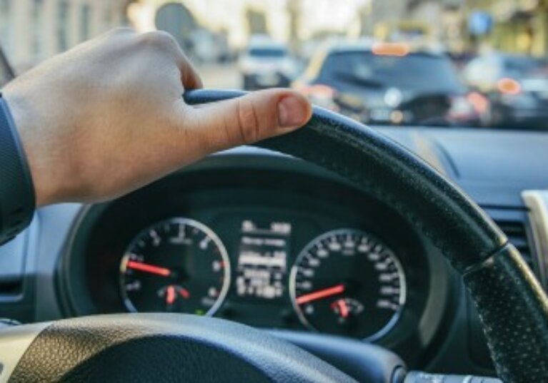 Un régime social plus favorable pour la prime carburant