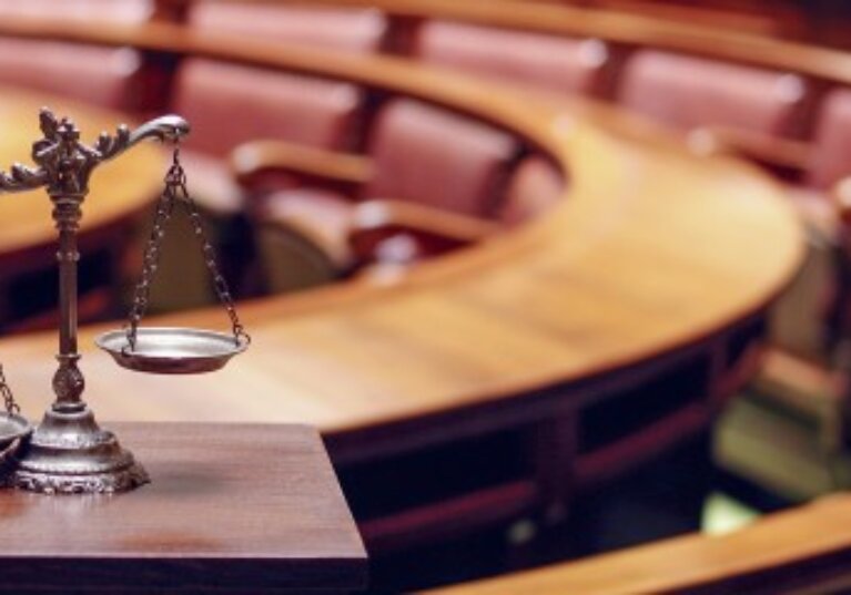 Association nationale : intérêt à contester une décision locale