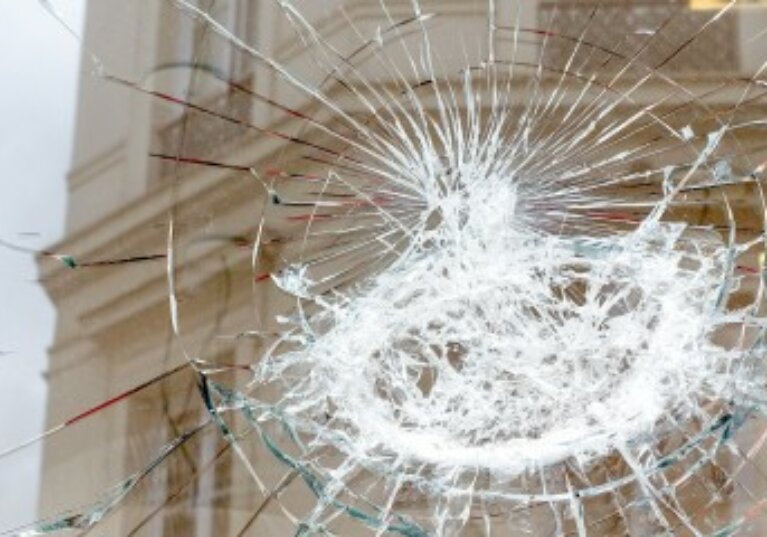 Quel soutien pour les commerces vandalisés ?